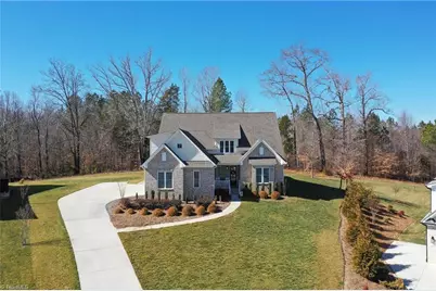 319 Pipers Ridge West W, Winston-Salem, NC 27127 - Photo 3