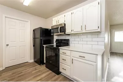 19 Grace Drive, Thomasville, NC 27360 - Photo 7