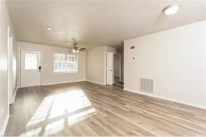 19 Grace Drive, Thomasville, NC 27360 - Photo 3