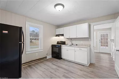 610 Piedmont Avenue, Gibsonville, NC 27249 - Photo 9