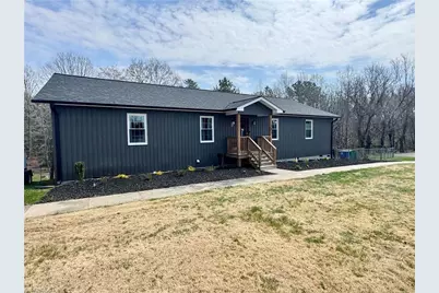 203 Church Street S, Stoneville, NC 27048 - Photo 5