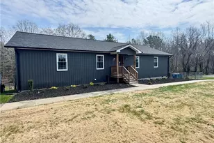 203 Church Street S, Stoneville, NC 27048 - Photo 5