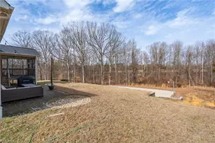 5008 Tamarack Dr, Greensboro, NC 27407 - Photo 29