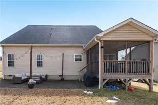 5008 Tamarack Dr, Greensboro, NC 27407 - Photo 31