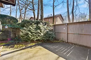 406 Chadbourne Ct, Winston-Salem, NC 27104 - Photo 27