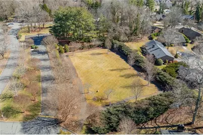 406 Chadbourne Court, Winston-Salem, NC 27104 - Photo 31