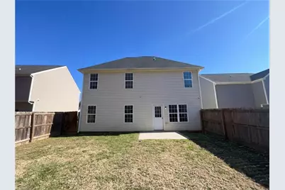 2033 Chapel Park Lane, Greensboro, NC 27405 - Photo 5