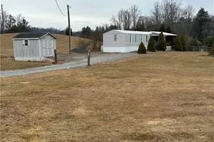 3661 Darnell Woodie Rd, Laurel Springs, NC 28644 - Photo 25