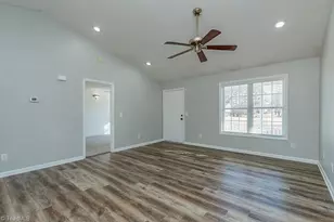 180 Foxcroft Dr, Lexington, NC 27292 - Photo 11
