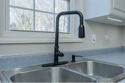 180 Foxcroft Drive, Lexington, NC 27292 - Photo 17