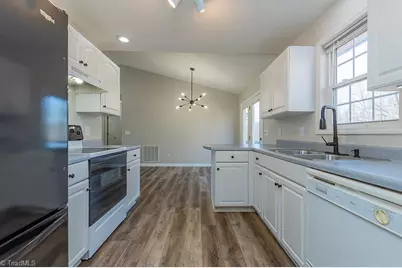 180 Foxcroft Drive, Lexington, NC 27292 - Photo 19