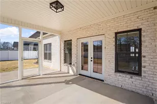 3912 Wynne Brook Ct, High Point, NC 27265 - Photo 35