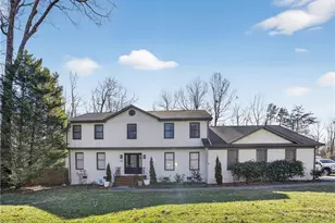 5211 Forest Oaks Dr, Greensboro, NC 27406 - Photo 1