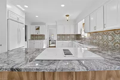 5211 Forest Oaks Drive, Greensboro, NC 27406 - Photo 5