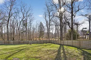 5211 Forest Oaks Dr, Greensboro, NC 27406 - Photo 33