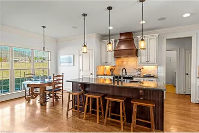 8814 Sawtooth Court, Kernersville, NC 27284 - Photo 9