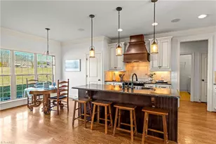 8814 Sawtooth Ct, Kernersville, NC 27284 - Photo 9