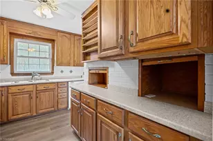 1022 Pine Knolls Rd, Kernersville, NC 27284 - Photo 31