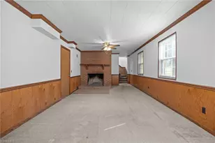 1022 Pine Knolls Rd, Kernersville, NC 27284 - Photo 15