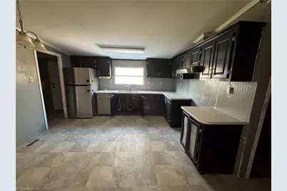 4886 Oak Branch Lane, Walkertown, NC 27051 - Photo 3