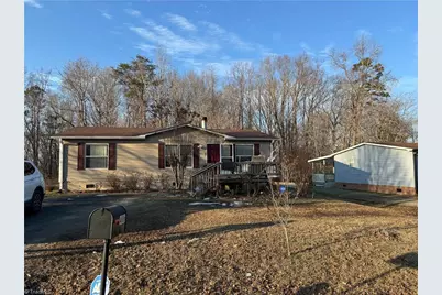 4886 Oak Branch Lane, Walkertown, NC 27051 - Photo 1