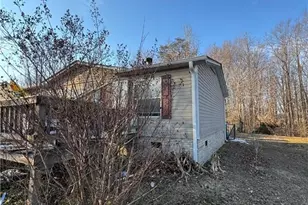 4886 Oak Branch Ln, Walkertown, NC 27051 - Photo 17