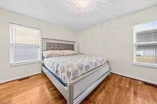 1429 Old Hickory Dr, Greensboro, NC 27405 - Photo 17