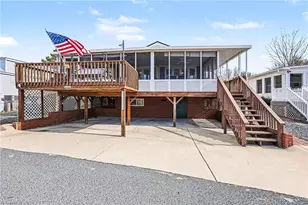 109 Scenic View Ln, New London, NC 28127 - Photo 3