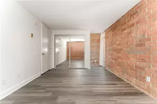 1757 S Hawthorne Rd, Winston-Salem, NC 27103 - Photo 11