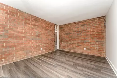 1757 S Hawthorne Road, Winston-Salem, NC 27103 - Photo 9