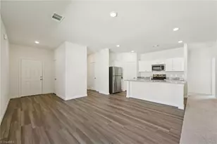 943 Riverbank Dr, Kernersville, NC 27284 - Photo 5