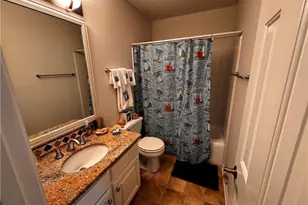 7 Crestbrook Ct, Greensboro, NC 27455 - Photo 29