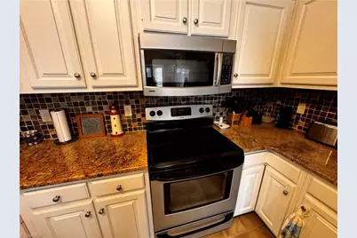 7 Crestbrook Court, Greensboro, NC 27455 - Photo 15