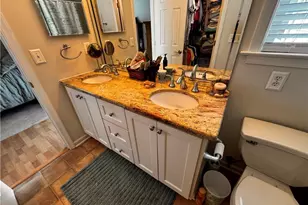 7 Crestbrook Ct, Greensboro, NC 27455 - Photo 23