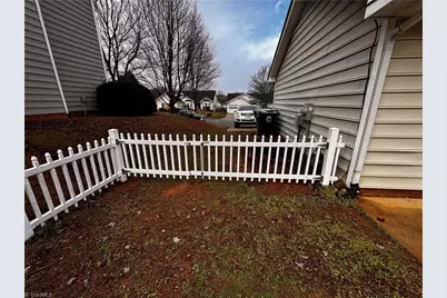 7 Crestbrook Court, Greensboro, NC 27455 - Photo 37