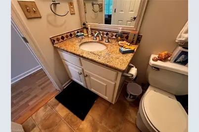 7 Crestbrook Court, Greensboro, NC 27455 - Photo 31