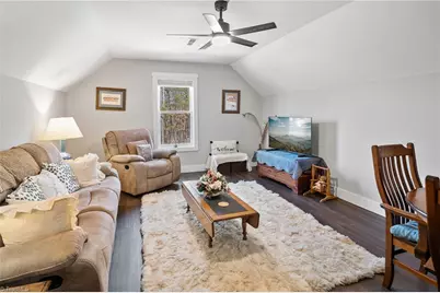 715 Chatsworth Circle SE, Lenoir, NC 28645 - Photo 3