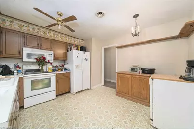 4893 Collins Street, Trinity, NC 27370 - Photo 7