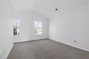 809 Nestleway Dr, Greensboro, NC 27406 - Photo 9