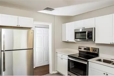 4010 Sedgewood Lane, Greensboro, NC 27407 - Photo 5