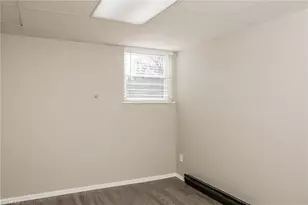 4010 Sedgewood Ln, Greensboro, NC 27407 - Photo 9