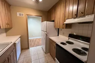 2041 S Hawthorne Rd, Winston-Salem, NC 27103 - Photo 5