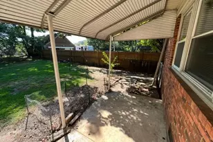 2041 S Hawthorne Rd, Winston-Salem, NC 27103 - Photo 19