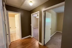 2041 S Hawthorne Rd, Winston-Salem, NC 27103 - Photo 7