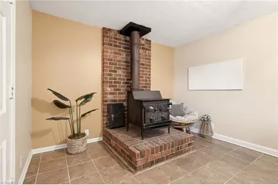 2312 Albright Drive, Greensboro, NC 27408 - Photo 9