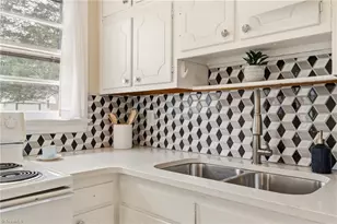 2312 Albright Dr, Greensboro, NC 27408 - Photo 17