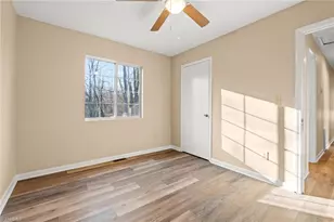 415 Long St, Greensboro, NC 27406 - Photo 21