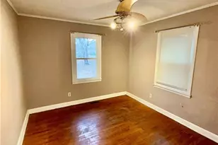 1105 Springfield Rd, High Point, NC 27263 - Photo 11