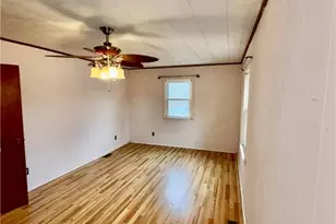 1105 Springfield Rd, High Point, NC 27263 - Photo 7