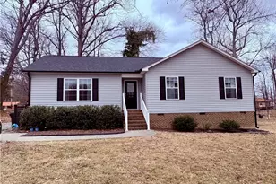 518 Elliott St, Archdale, NC 27263 - Photo 3